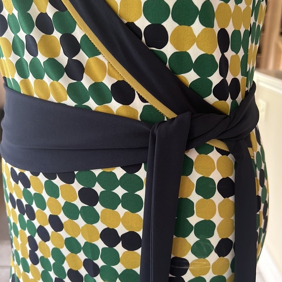 BCBGMAXAZRIA Faux Wrap Top Blue Green Size Medium M Excellent Condition - Picture 5 of 9